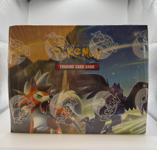 Pokémon TCG │ Battle Decks: Lycanroc V & Corviknight V DISPLAY CASE (8 Decks)