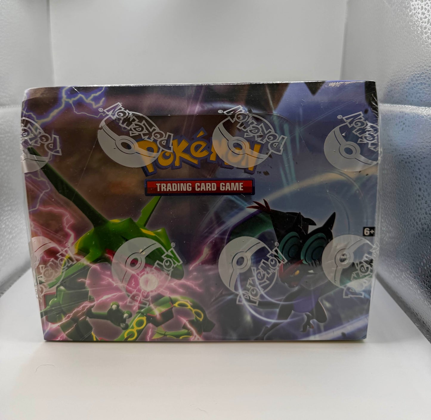 Pokémon TCG │ Battle Decks: Rayquaza V & Noivern V Display CASE (8 Decks)