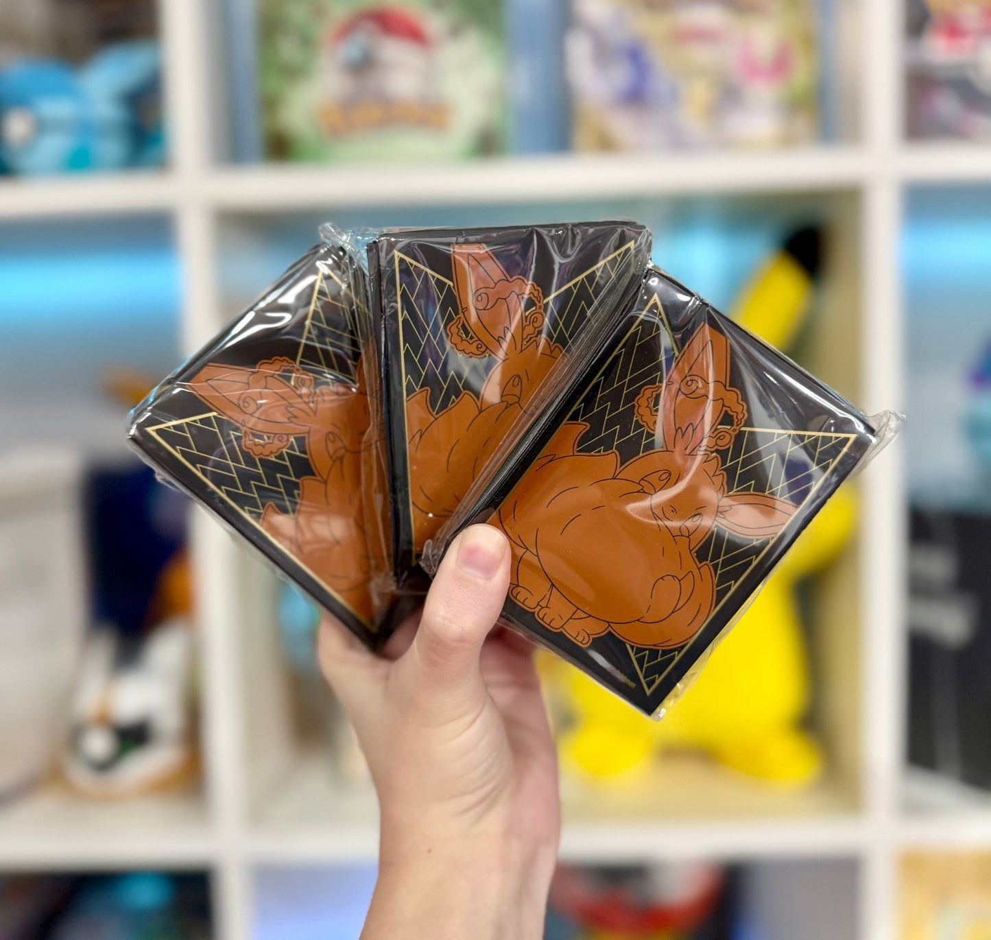 Pokemon TCG │ Shining Fates Gigantamax Eevee Card Sleeves (65ct)